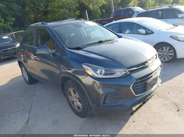 KL7CJLSB2HB191444 2017 CHEVROLET TRAX - Image 1