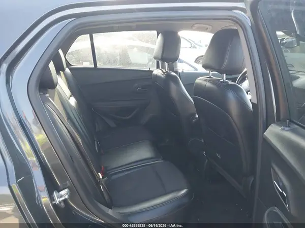 KL7CJLSB2HB191444 2017 CHEVROLET TRAX - Image 8