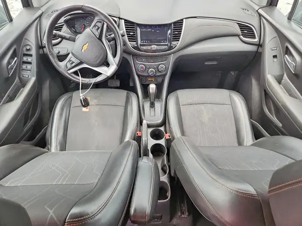 KL7CJLSB2JB582874 2018 CHEVROLET TRAX - Image 8