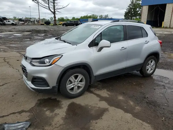 KL7CJLSB2JB637968 2018 CHEVROLET TRAX - Image 1