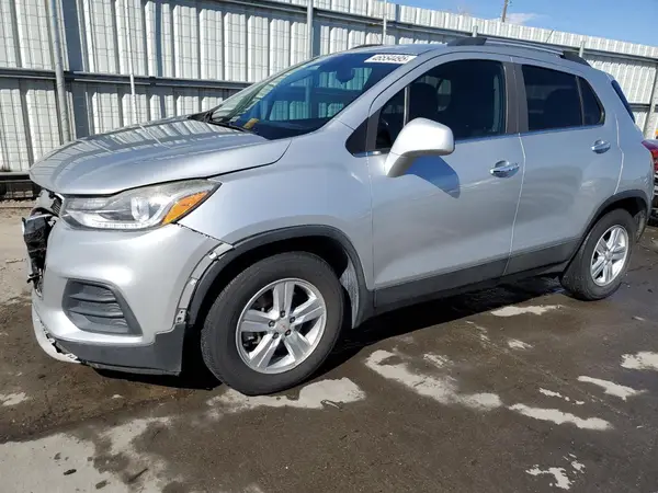 KL7CJLSB2JB648341 2018 CHEVROLET TRAX - Image 1