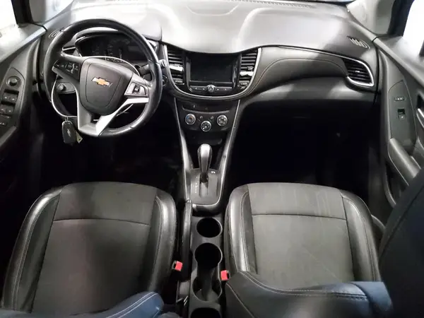 KL7CJLSB2JB682618 2018 CHEVROLET TRAX - Image 8