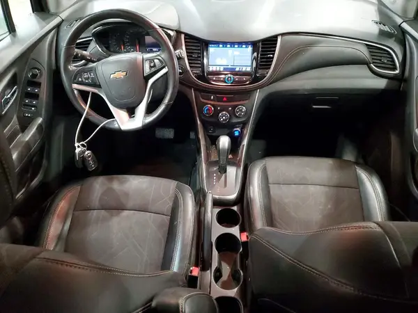 KL7CJLSB2JB716072 2018 CHEVROLET TRAX - Image 8