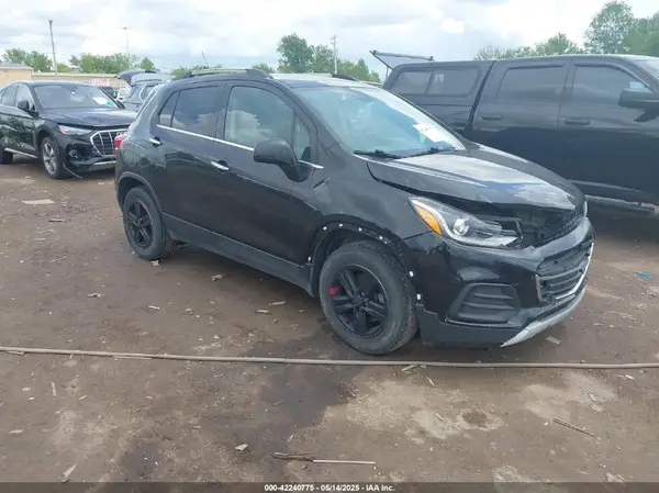 KL7CJLSB2KB789492 2019 CHEVROLET TRAX - Image 1