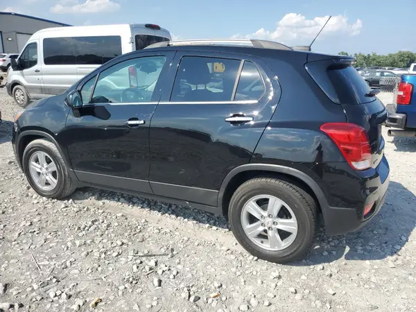 KL7CJLSB2KB793543 2019 CHEVROLET TRAX - Image 2