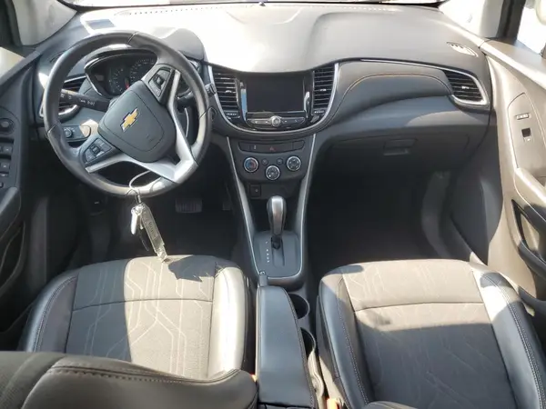 KL7CJLSB2KB793543 2019 CHEVROLET TRAX - Image 8