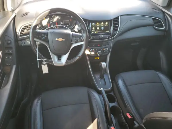 KL7CJLSB2KB798094 2019 CHEVROLET TRAX - Image 8