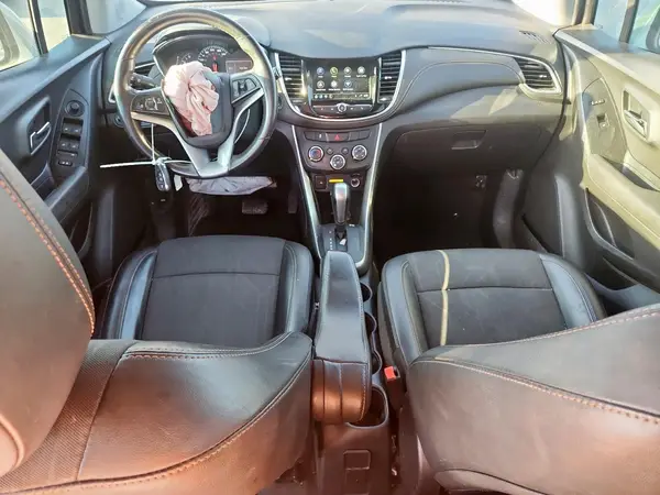 KL7CJLSB2KB811796 2019 CHEVROLET TRAX - Image 8