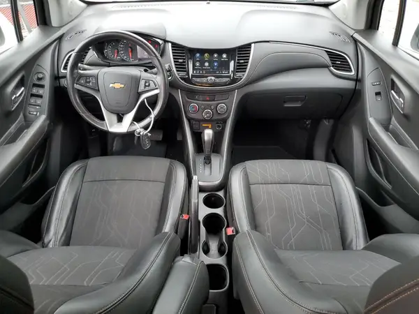 KL7CJLSB2KB956725 2019 CHEVROLET TRAX - Image 8