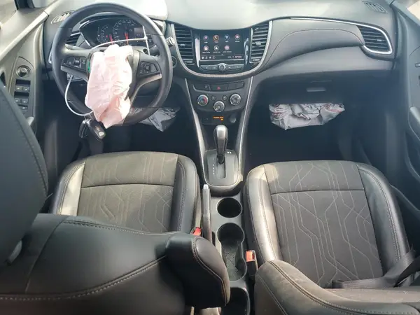 KL7CJLSB2LB001554 2020 CHEVROLET TRAX - Image 8