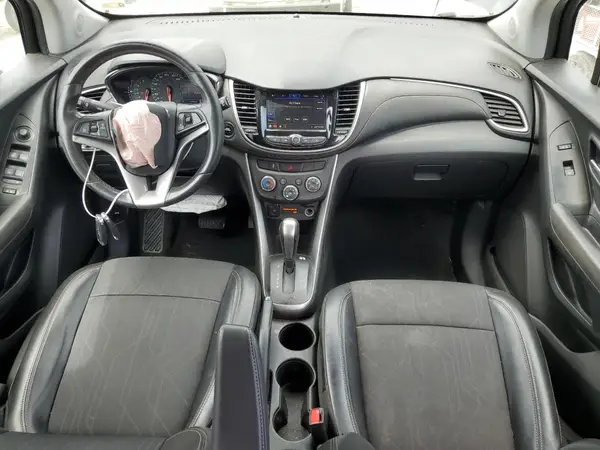 KL7CJLSB2LB005457 2020 CHEVROLET TRAX - Image 8