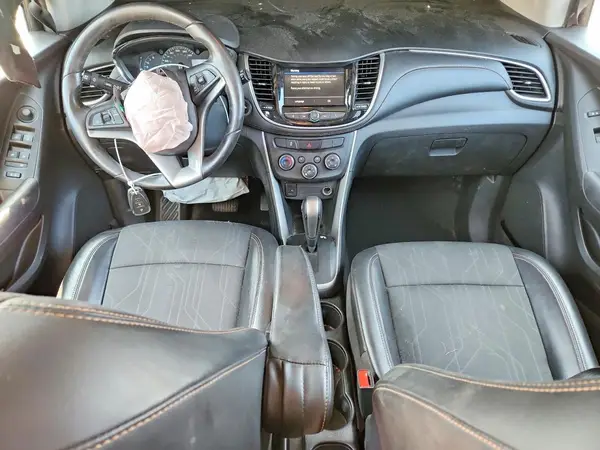KL7CJLSB2LB006379 2020 CHEVROLET TRAX - Image 8