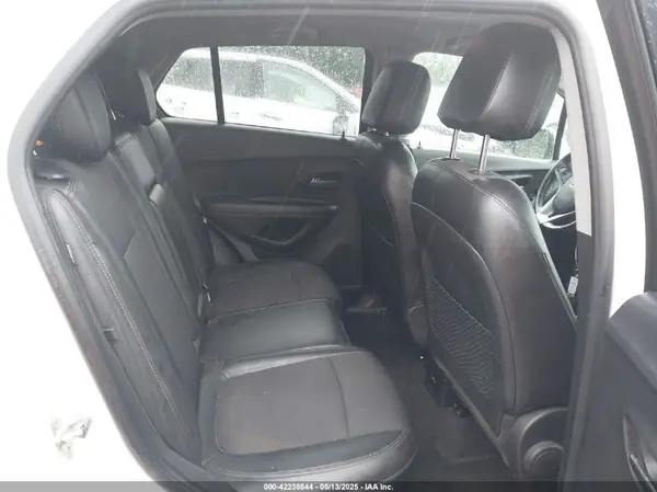 KL7CJLSB2LB006897 2020 CHEVROLET TRAX - Image 8