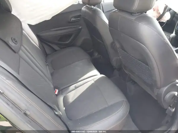 KL7CJLSB2LB009959 2020 CHEVROLET TRAX - Image 8