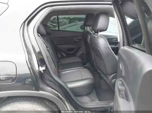 KL7CJLSB2LB015650 2020 CHEVROLET TRAX - Image 8