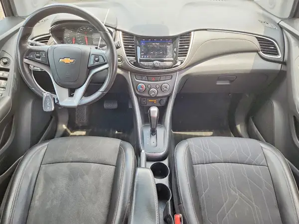 KL7CJLSB2LB015986 2020 CHEVROLET TRAX - Image 8