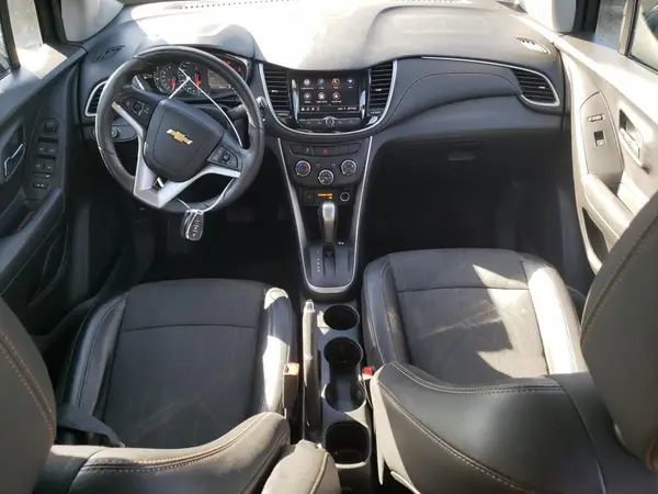 KL7CJLSB2LB017737 2020 CHEVROLET TRAX - Image 8