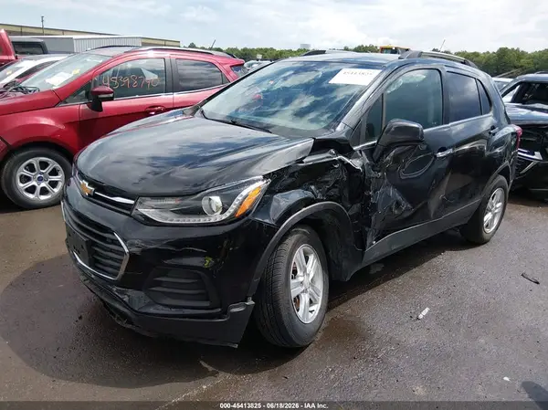 KL7CJLSB2LB027345 2020 CHEVROLET TRAX - Image 2