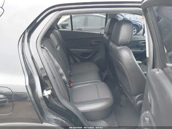 KL7CJLSB2LB044114 2020 CHEVROLET TRAX - Image 8