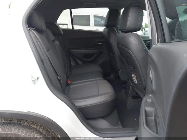 KL7CJLSB2LB086296 2020 CHEVROLET TRAX - Image 8