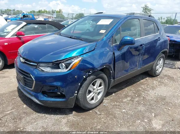 KL7CJLSB2LB328844 2020 CHEVROLET TRAX - Image 2