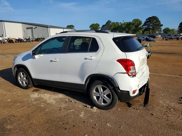 KL7CJLSB2LB338600 2020 CHEVROLET TRAX - Image 2
