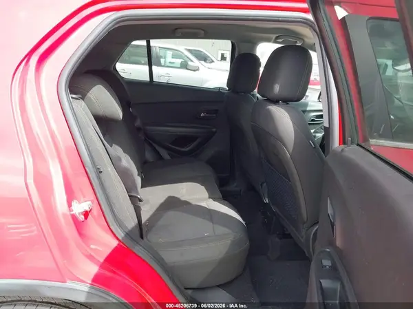 KL7CJLSB2LB339262 2020 CHEVROLET TRAX - Image 8
