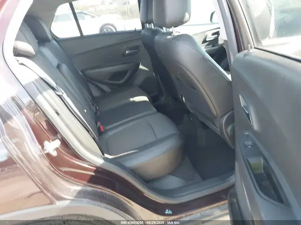 KL7CJLSB2LB344042 2020 CHEVROLET TRAX - Image 8