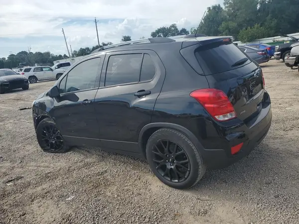 KL7CJLSB2LB352271 2020 CHEVROLET TRAX - Image 2