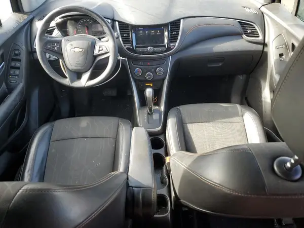 KL7CJLSB2MB305047 2021 CHEVROLET TRAX - Image 8