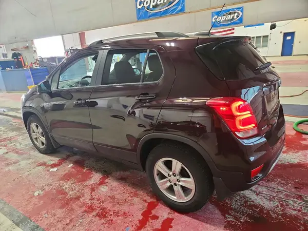 KL7CJLSB2MB311348 2021 CHEVROLET TRAX - Image 2