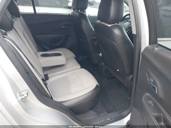 KL7CJLSB2MB311379 2021 CHEVROLET TRAX - Image 8
