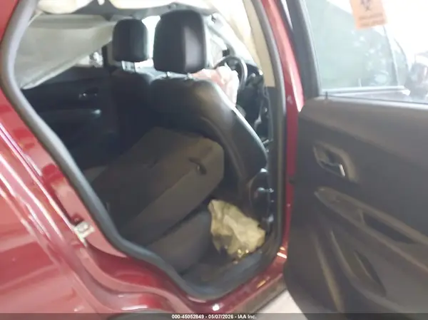 KL7CJLSB2MB321538 2021 CHEVROLET TRAX - Image 8