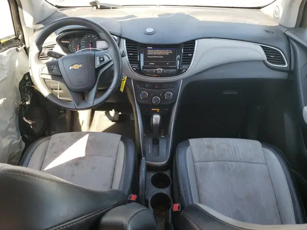 KL7CJLSB2MB321796 2021 CHEVROLET TRAX - Image 8