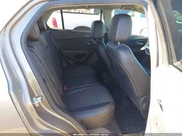 KL7CJLSB2MB346469 2021 CHEVROLET TRAX - Image 8