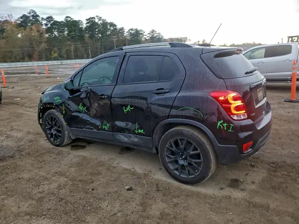KL7CJLSB2MB357777 2021 CHEVROLET TRAX - Image 2