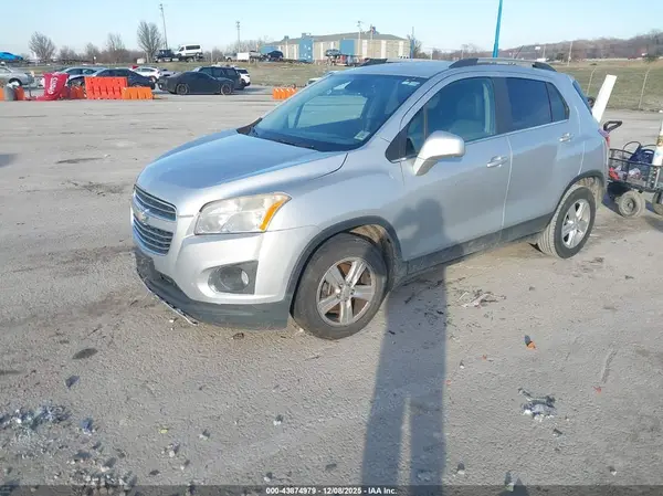 KL7CJLSB3GB514589 2016 CHEVROLET TRAX - Image 2
