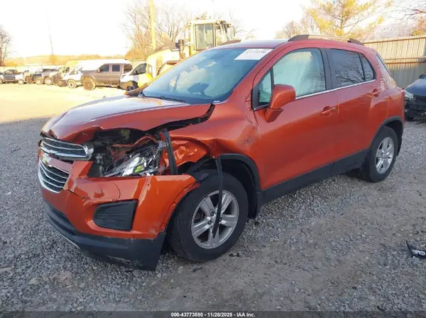KL7CJLSB3GB520957 2016 CHEVROLET TRAX - Image 2
