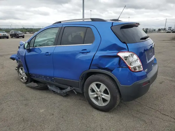 KL7CJLSB3GB542716 2016 CHEVROLET TRAX - Image 2