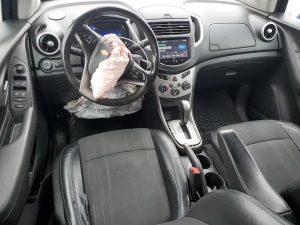 KL7CJLSB3GB542716 2016 CHEVROLET TRAX - Image 8