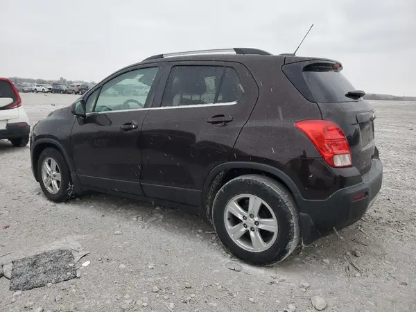 KL7CJLSB3GB669630 2016 CHEVROLET TRAX - Image 2