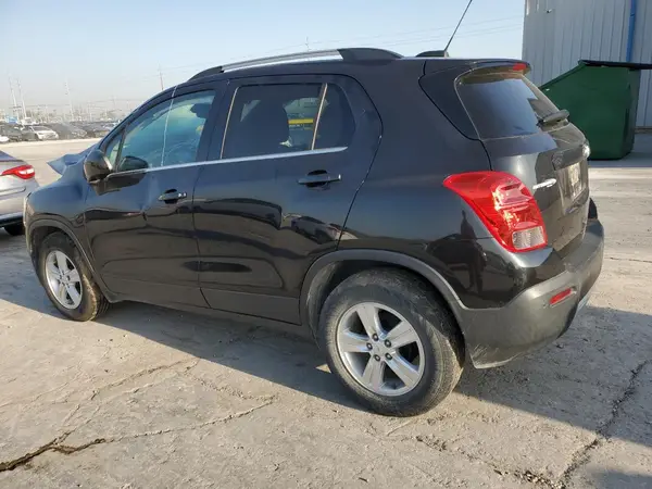 KL7CJLSB3GB673306 2016 CHEVROLET TRAX - Image 2