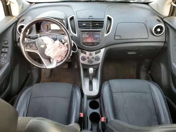 KL7CJLSB3GB673306 2016 CHEVROLET TRAX - Image 8