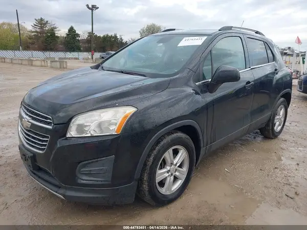 KL7CJLSB3GB719409 2016 CHEVROLET TRAX - Image 2