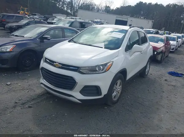 KL7CJLSB3HB084533 2017 CHEVROLET TRAX - Image 2