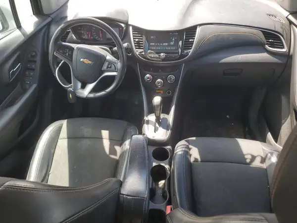 KL7CJLSB3HB135741 2017 CHEVROLET TRAX - Image 8
