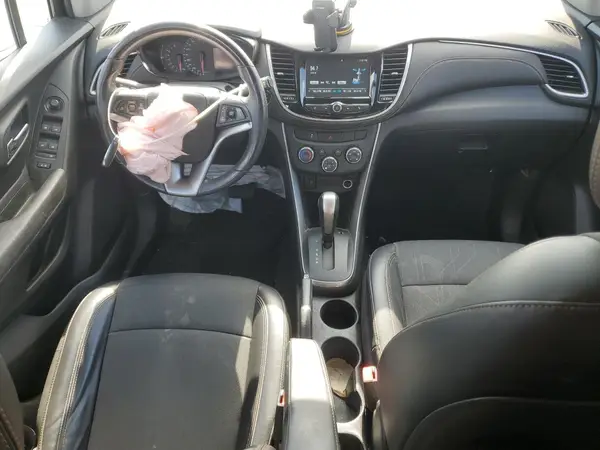 KL7CJLSB3HB161126 2017 CHEVROLET TRAX - Image 8