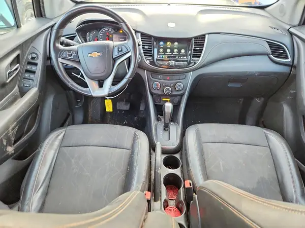 KL7CJLSB3JB626803 2018 CHEVROLET TRAX - Image 8