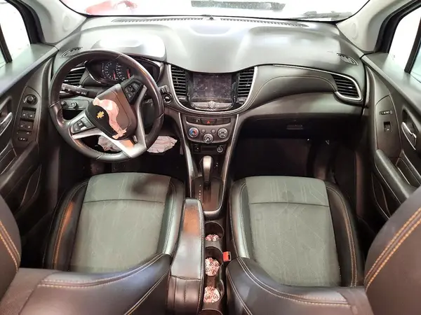 KL7CJLSB3JB633783 2018 CHEVROLET TRAX - Image 8