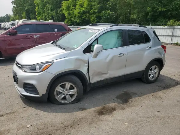 KL7CJLSB3JB637364 2018 CHEVROLET TRAX - Image 1